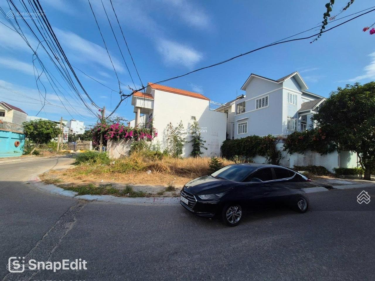 Đất biệt thự 2 mặt tiền nằm trong khu biệt thự cao cấp ngay biển - sổ cá nhân công chứng ngay