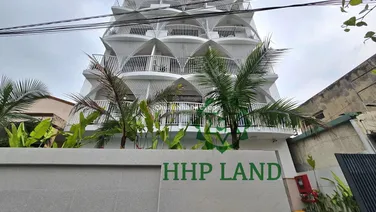 Cho thuê căn hộ dịch vụ có hồ bơi, thang máy, PCCC đầy đủ gần đường Hà Huy Giáp, P. Quyết Thắng cũ