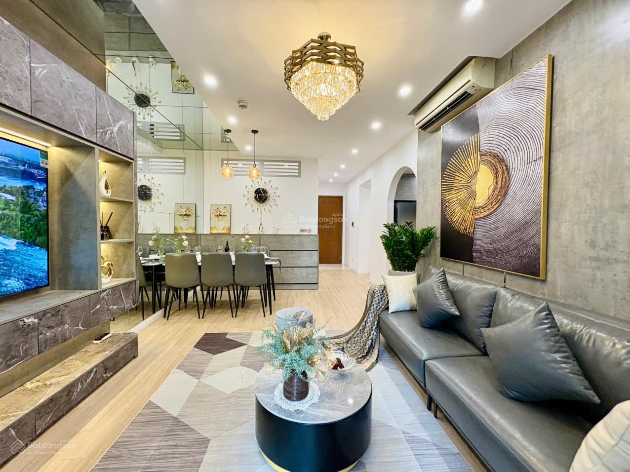 Cần bán CH luxury DT 78m2, 2N2WC Hà Nội Center Point - 27 Lê Văn Lương, full đồ, sổ đỏ, giá 9 tỷ