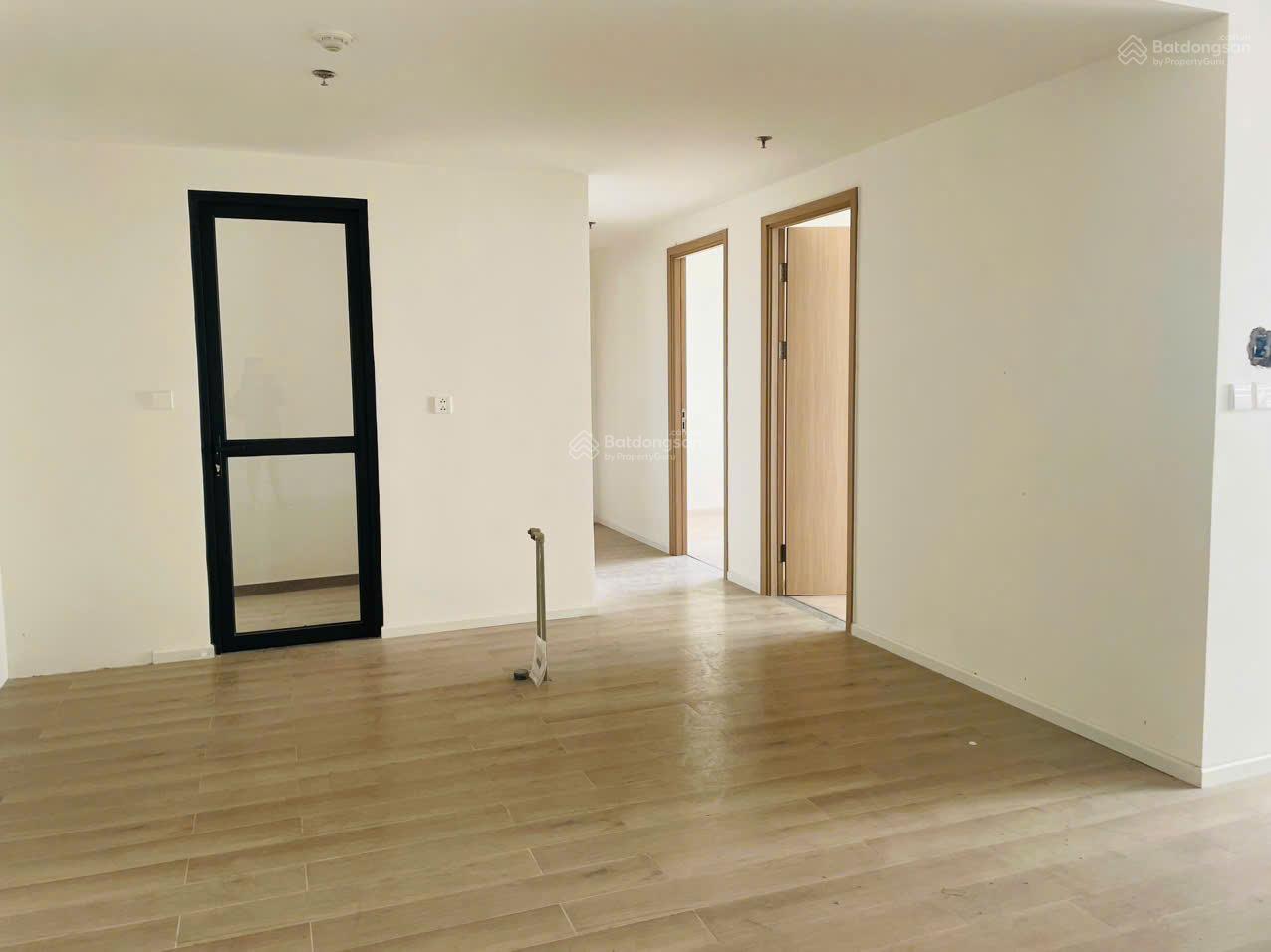 Căn góc, tầng trung - view sân thể thao 2PN tòa A - giá chỉ 4,75 tỷ all in tại Lumiere Boulevard