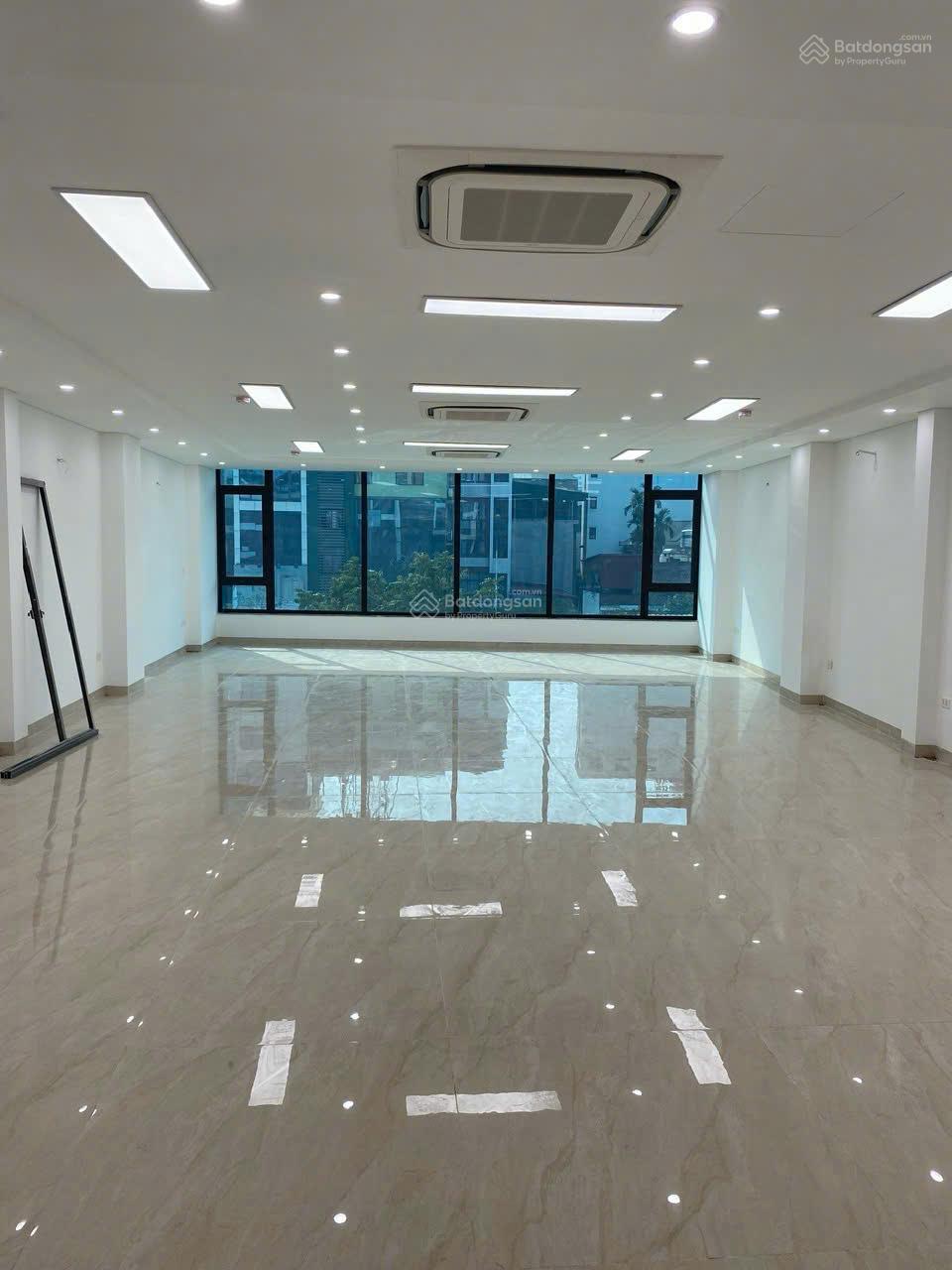 Cho thuê nhà mới tinh Nguyễn Ngọc Nại - Thanh Xuân, 115mx7T 1 hầm thông sàn thang máy, PCCCC, 100tr