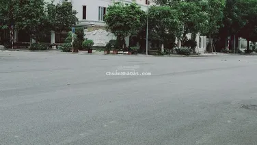 Bán nhà biệt thự Lideco, Quốc lộ 32,, Hoài Đức, DT 288m2, Nhà đơn lập, 2 mặt tiền , giá 45 tỷ