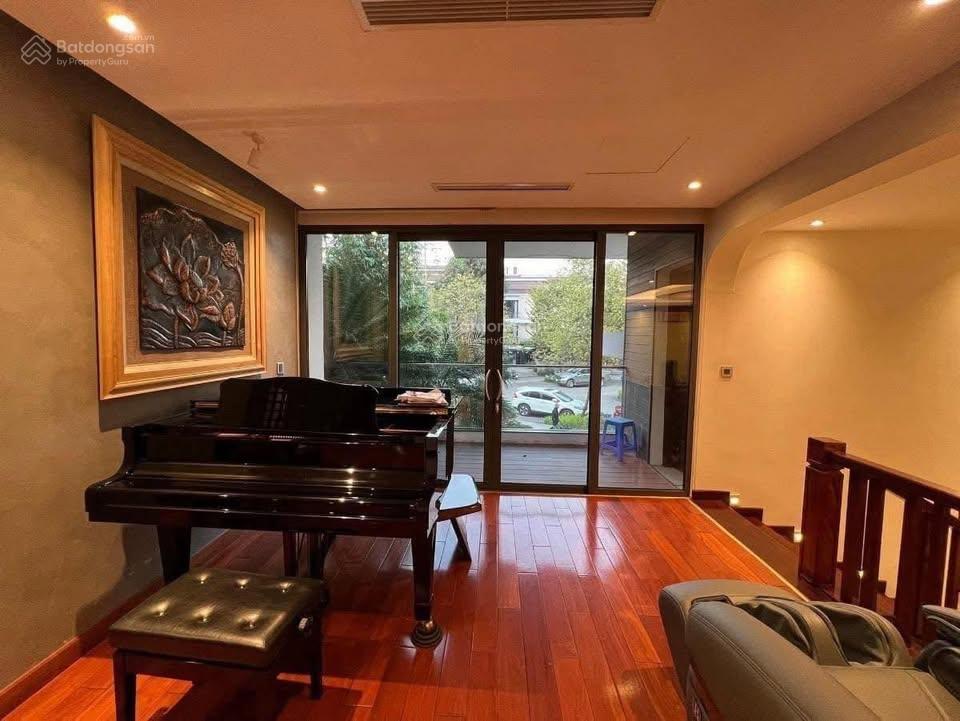 Bán biệt thự Ciputra giá tốt, rẻ nhất thị trường siêu hiếm giá 40 tỉ , 140m, 225m2