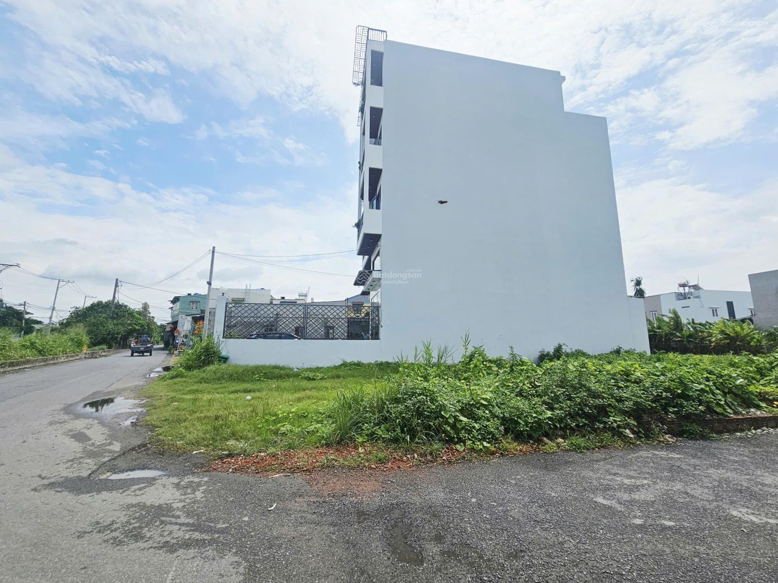 Đất góc 2 mặt tiền đường TX46, 6,2x20m, đối diện trường Tô Ngọc Vân