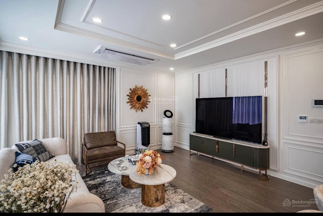 Cho thuê căn hộ 2PN, 2WC, 80m2 tại The Harmona, 11 triệu, Tân Bình, HCM