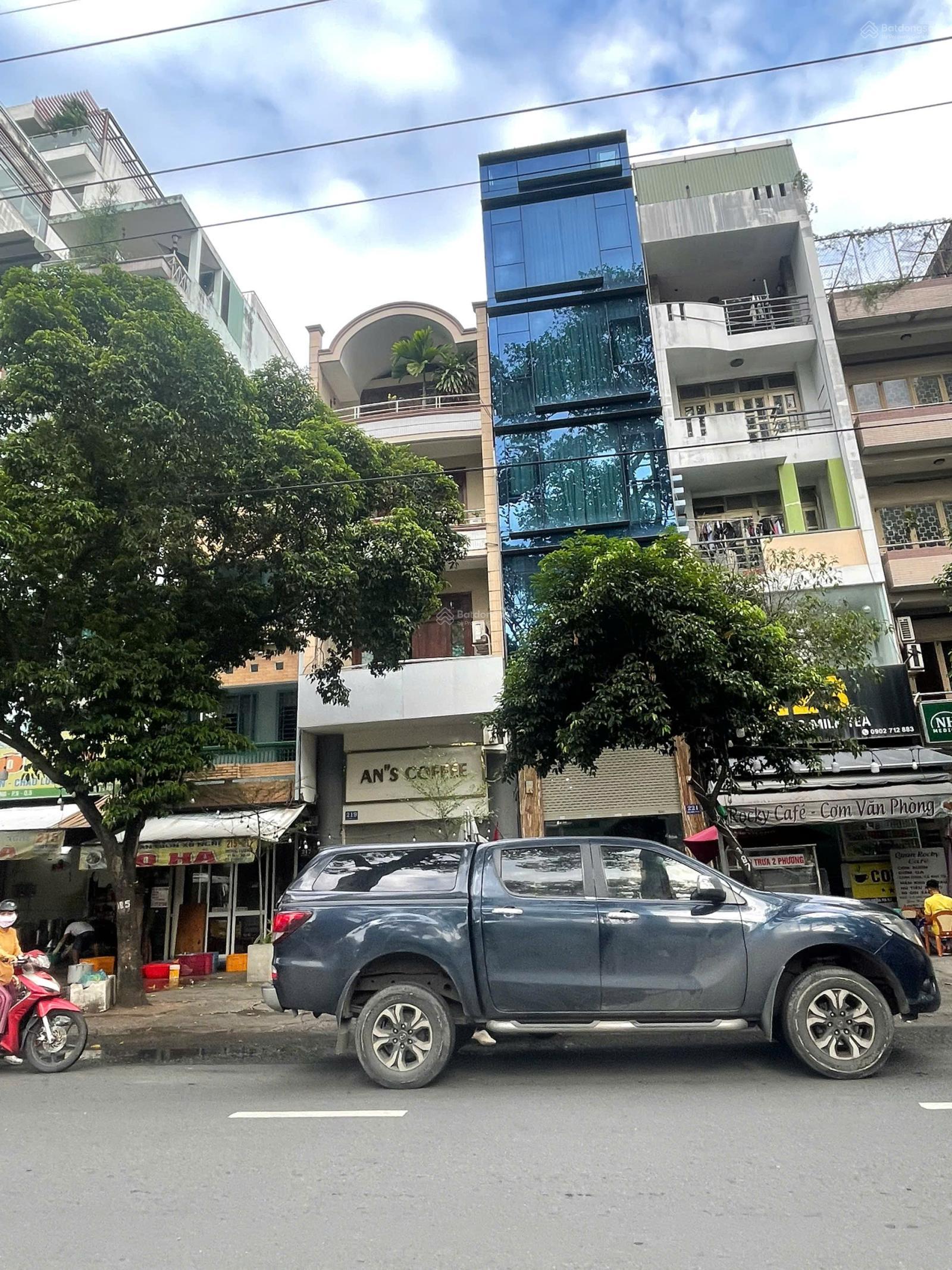 Mặt tiền Hùng Vương 4.5x16m, nhà 5 tầng vỉa hè rộng 8m gần An Đông Plaza, vị trí đẹp giá 22 tỷ TL Mặt tiền Hùng Vương 4.5x16m, nhà 5 tầng vỉa hè rộng 8m gần An Đông Plaza, vị trí đẹp giá 22 tỷ TL