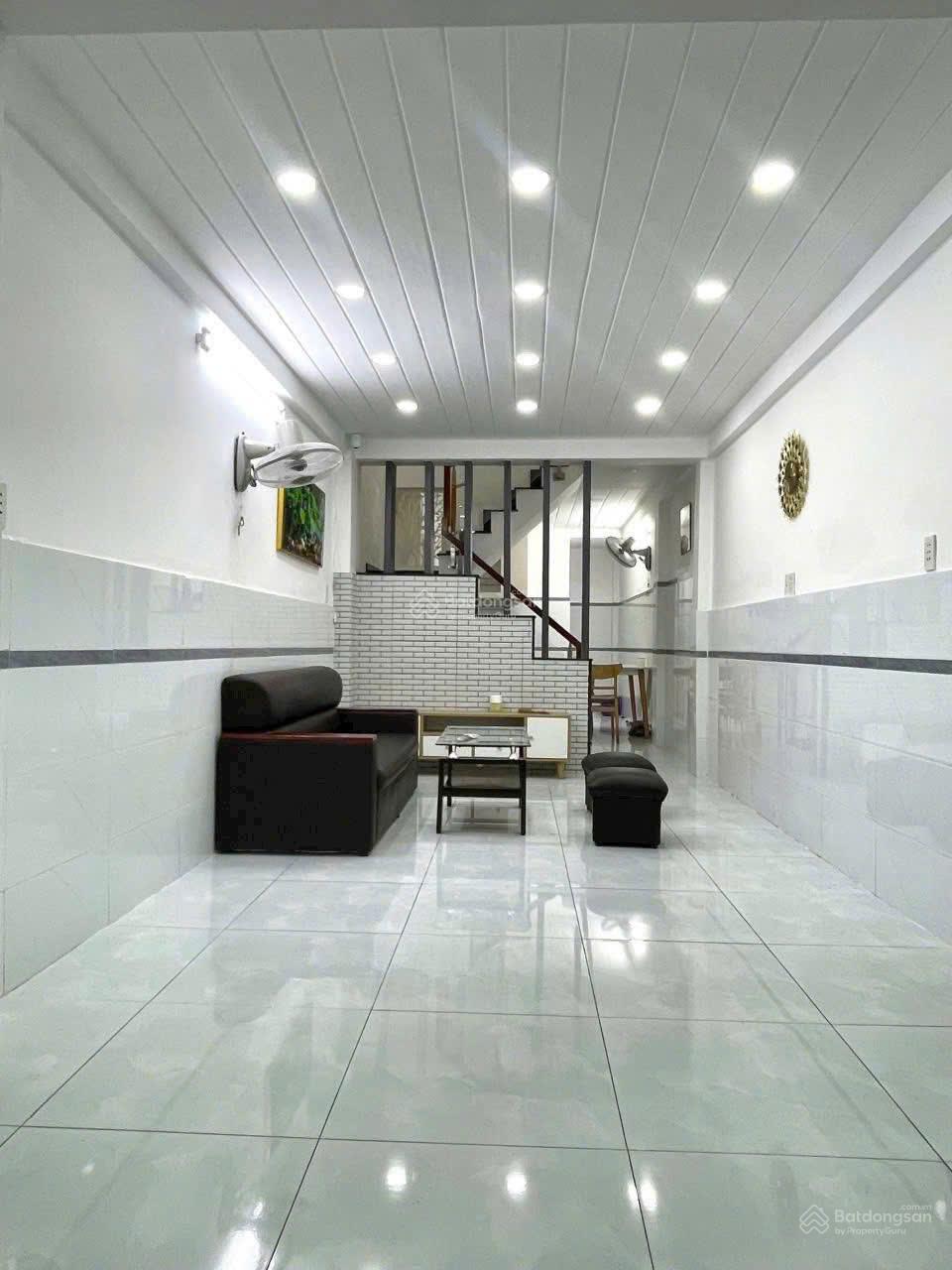 Bán NR HXH Phạm Văn Hai, 2 tầng 2PN, 30m2, nhỉnh 4 tỷ