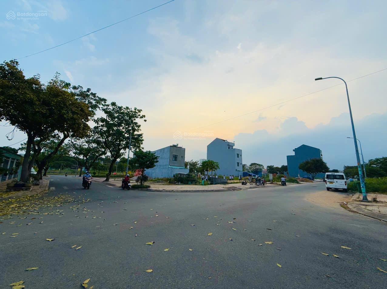 Đất tái định Cư Linh Xuân| 5x18m| 90m2| đường rộng 16m| sổ hồng sẵn, giá tốt Đất tái định Cư Linh Xuân| 5x18m| 90m2| đường rộng 16m| sổ hồng sẵn, giá tốt