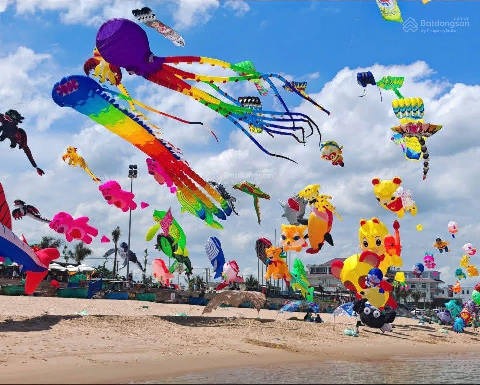 Bán 802m² đất nghỉ dưỡng view núi gần biển Phước Hải, BRVT