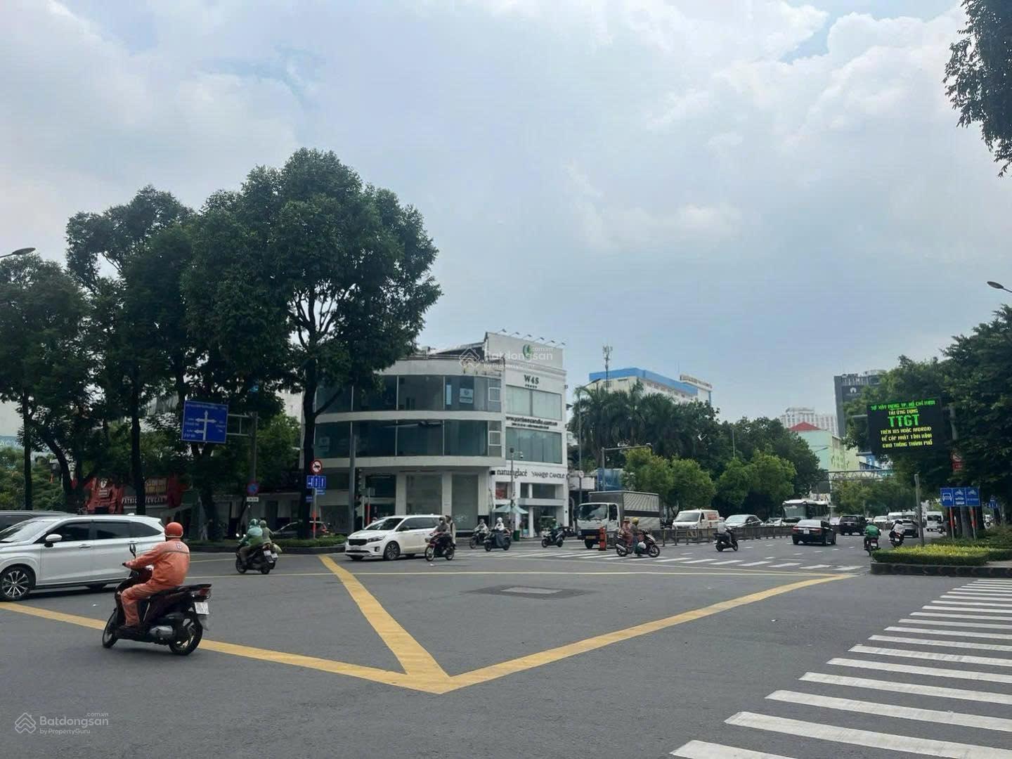 Cho Thuê Góc 2 Mặt Tiền : Nam Kỳ Khởi Nghĩa - Võ Thị Sáu, Quận 3 ( cũ )