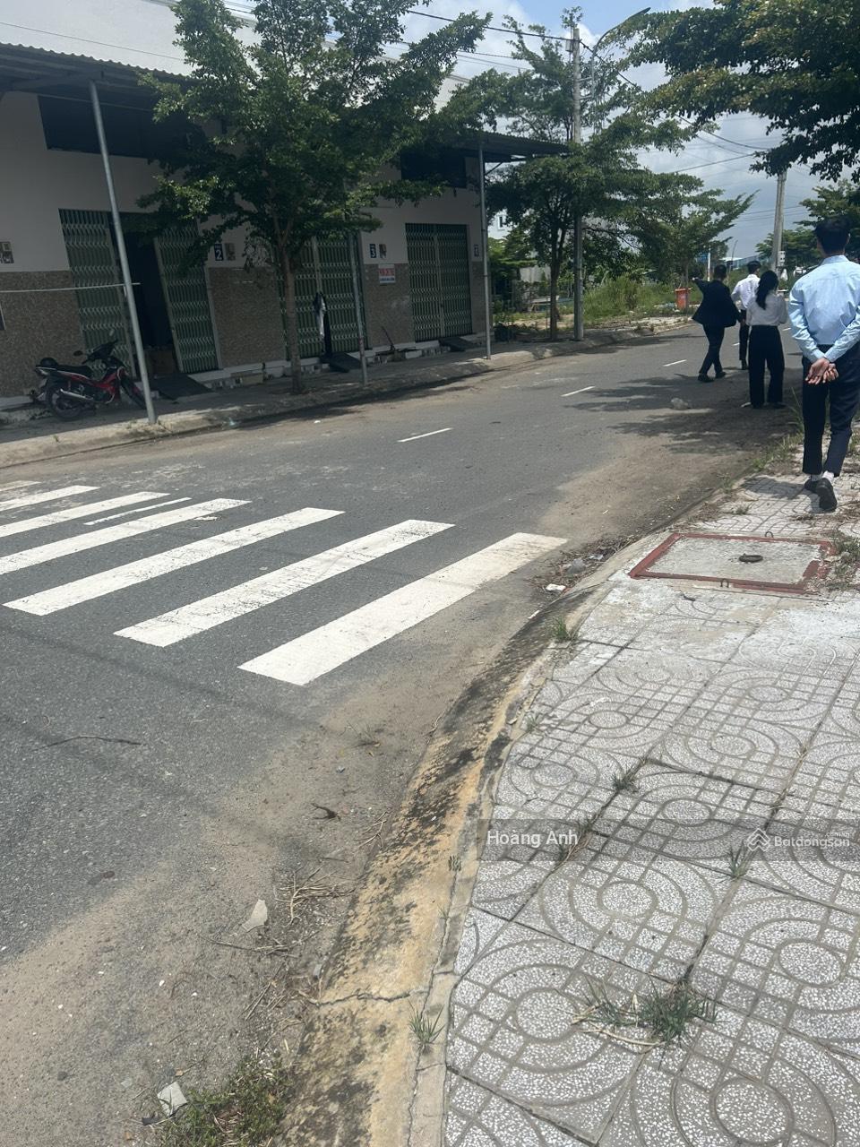 Cần bán lô đất 90m2 giá 700 triệu Nguyễn Thị Lắng, gần bệnh viện Xuyên Á Củ Chi