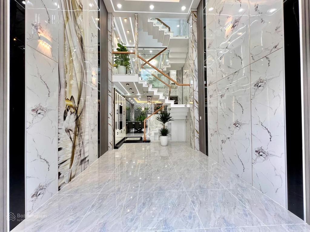 Mặt tiền kinh doanh Bùi Văn Ngữ, Hiệp Thành, Q12, nhà 5 tầng full nội thất mới 100% Mặt tiền kinh doanh Bùi Văn Ngữ, Hiệp Thành, Q12, nhà 5 tầng full nội thất mới 100%