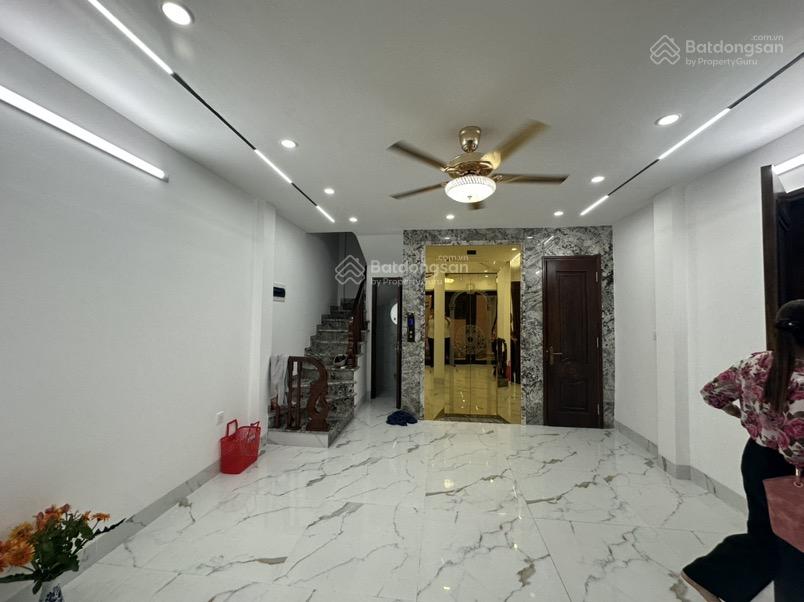 NHÀ HIẾM PHÂN LÔ OTO NGỦ TRONG NHÀ TRUNG TÂM QUẬN CẦU GIẤY , 6 TẦNG THANG MÁY , NHỈNH 20TỶ NHÀ HIẾM PHÂN LÔ OTO NGỦ TRONG NHÀ TRUNG TÂM QUẬN CẦU GIẤY , 6 TẦNG THANG MÁY , NHỈNH 20TỶ