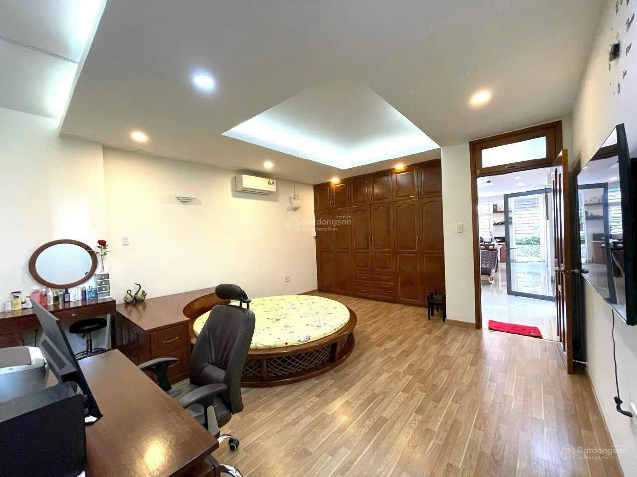 Giá Ngộp | Biệt Thự Nam Long Trần Trọng Cung Q7 | 8x24 | 3 Lầu Nhà Đẹp Ở Liền