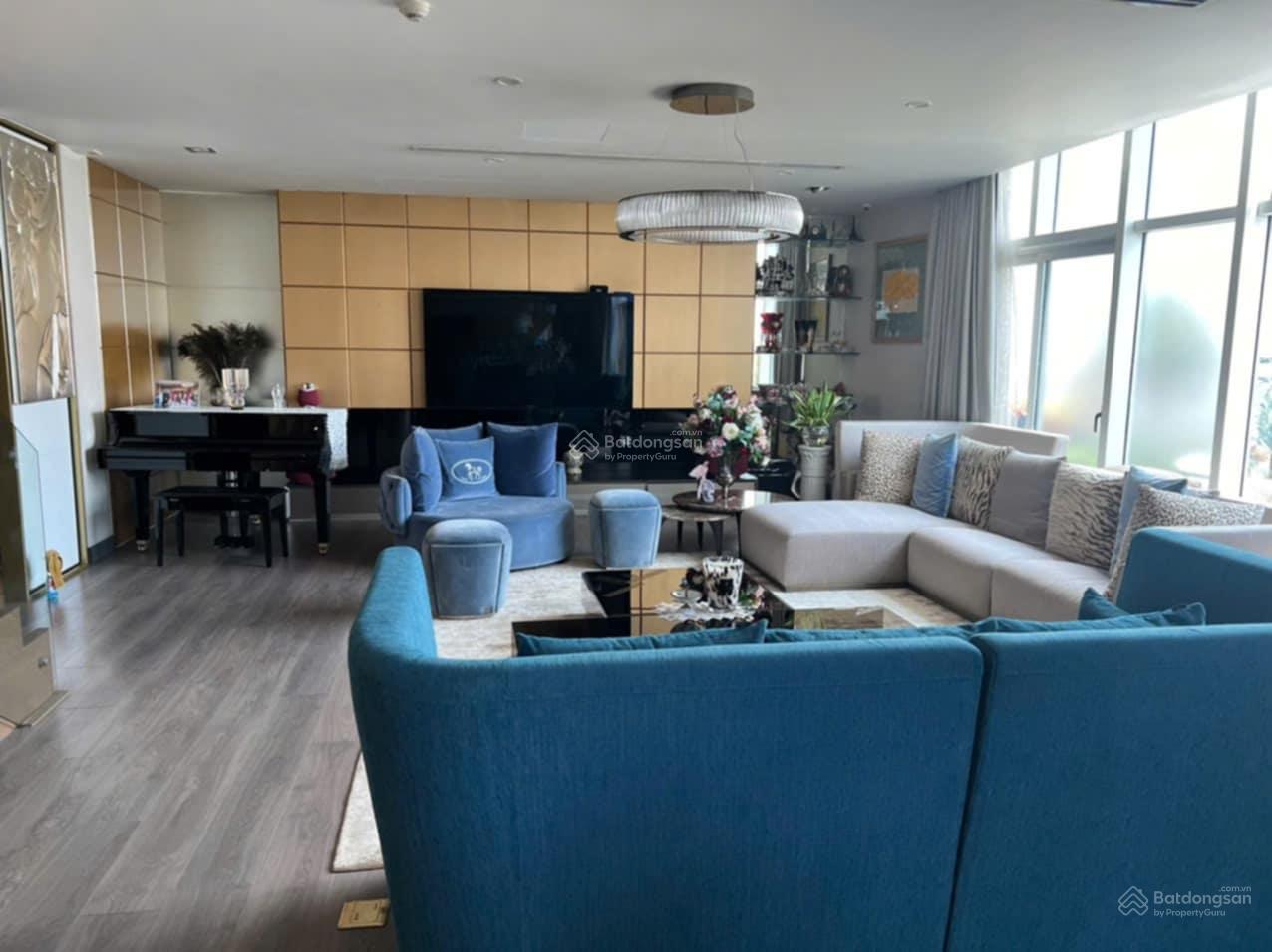 Cần bán căn hộ siêu vip nhất tòa Vincom Center Bà Triệu, 318m2, thiết kế 5PN, 4WC. Nội thất luxury Cần bán căn hộ siêu vip nhất tòa Vincom Center Bà Triệu, 318m2, thiết kế 5PN, 4WC. Nội thất luxury