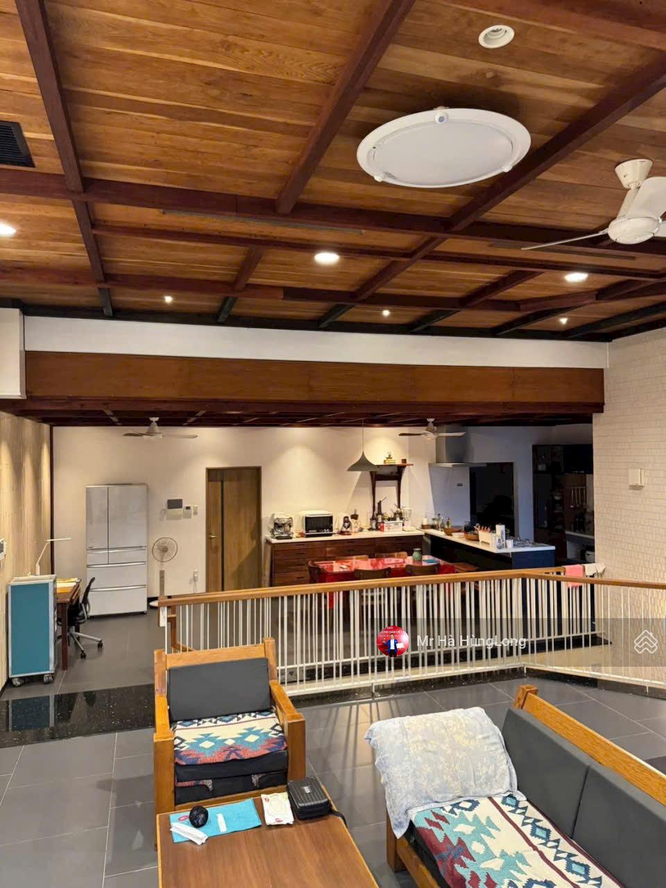 Bán villa 2 mặt tiền đường Nguyễn Văn Hưởng và Vũ Văn cẩn, DT: 800m2