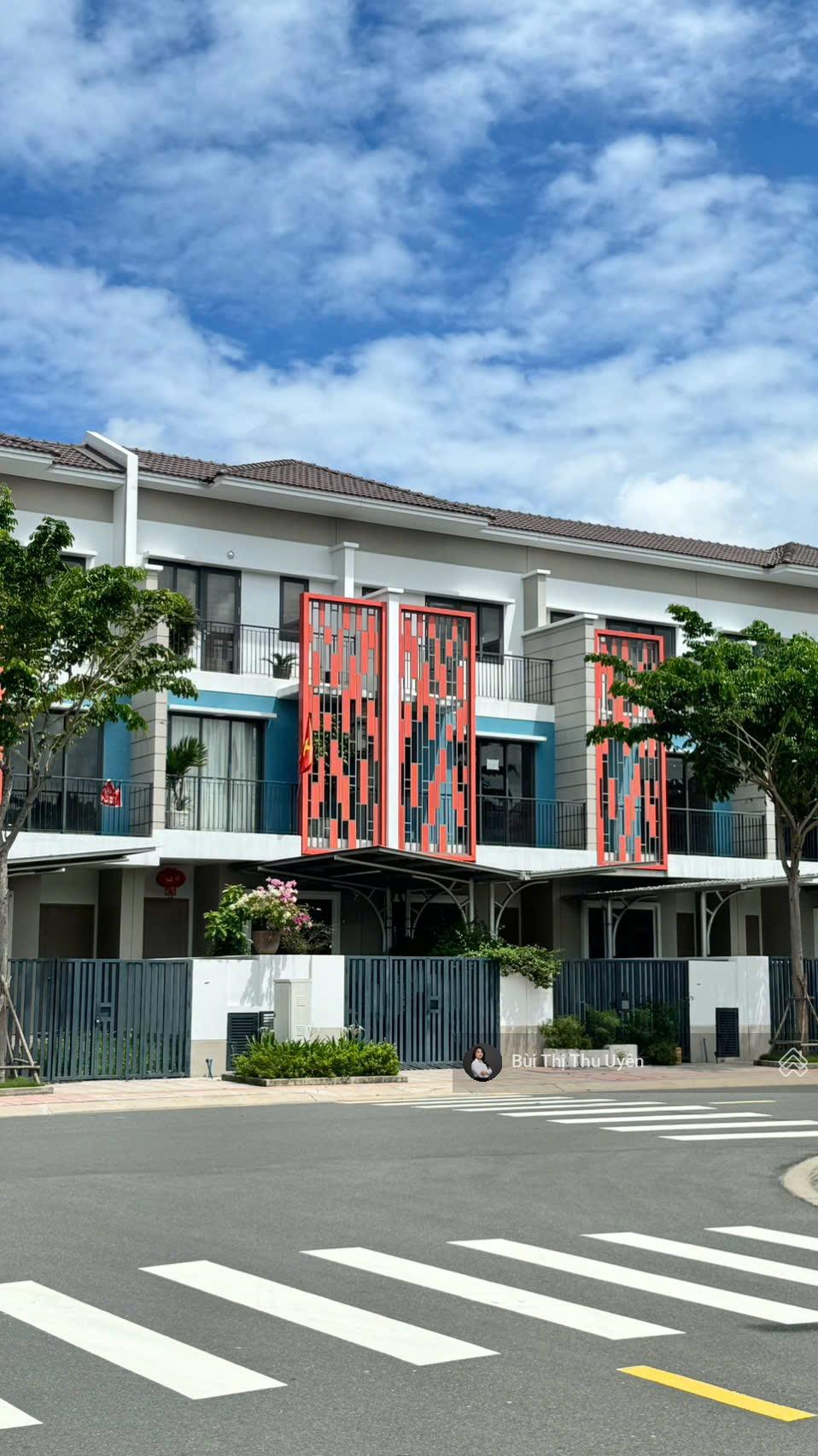 Nhà Liên kế mới, đã có sổ hồng, giá chỉ 3,2 tỷ