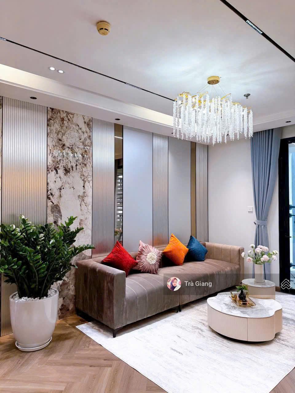 HIẾM! căn hộ 105m2 Duplex GoldSeason 47 Nguyễn Tuân: 3N 2VS, FULL nội thất đẹp, bán nhanh giá tốt HIẾM! căn hộ 105m2 Duplex GoldSeason 47 Nguyễn Tuân: 3N 2VS, FULL nội thất đẹp, bán nhanh giá tốt