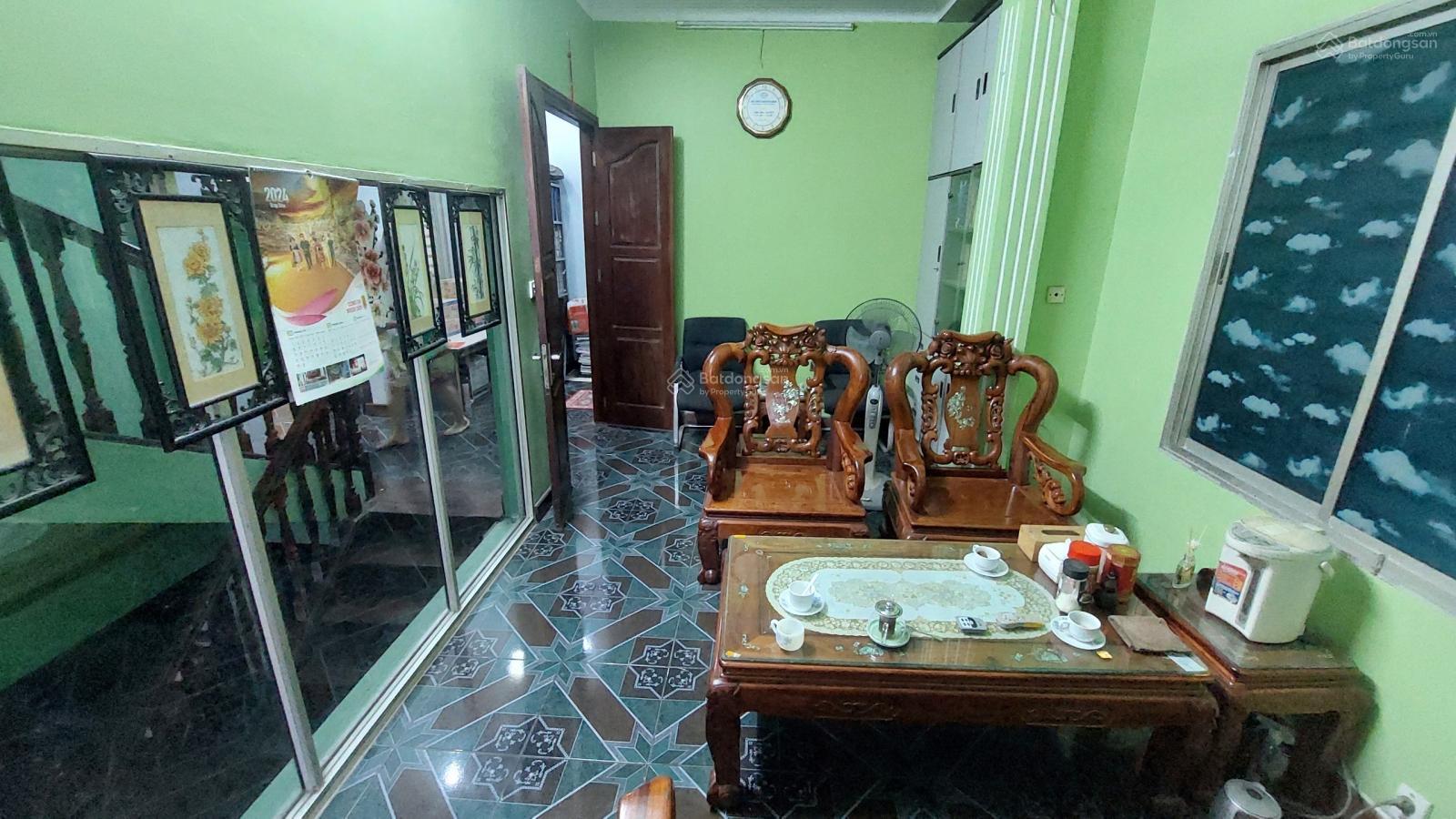 Cho thuê văn phòng 75m2, giá 8,5triệu/tháng - 192 Giải Phóng - gần Ngã Tư Vọng, sử dụng ngay