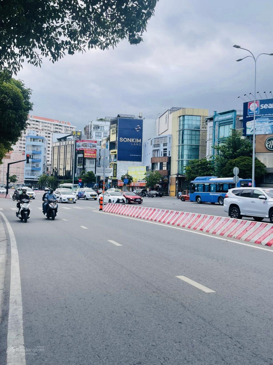 Bán nhà mặt tiền Nguyễn Hữu Cảnh, Bình Thạnh, 32 tỷ, 98m2, mặt tiền rộng 7m