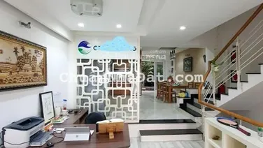 Cho thuê nhà mới đẹp KDC 6B, hầm 3 lầu, đường lớn, gần sông giá 24tr (tl), E Dung 0931 017 ***