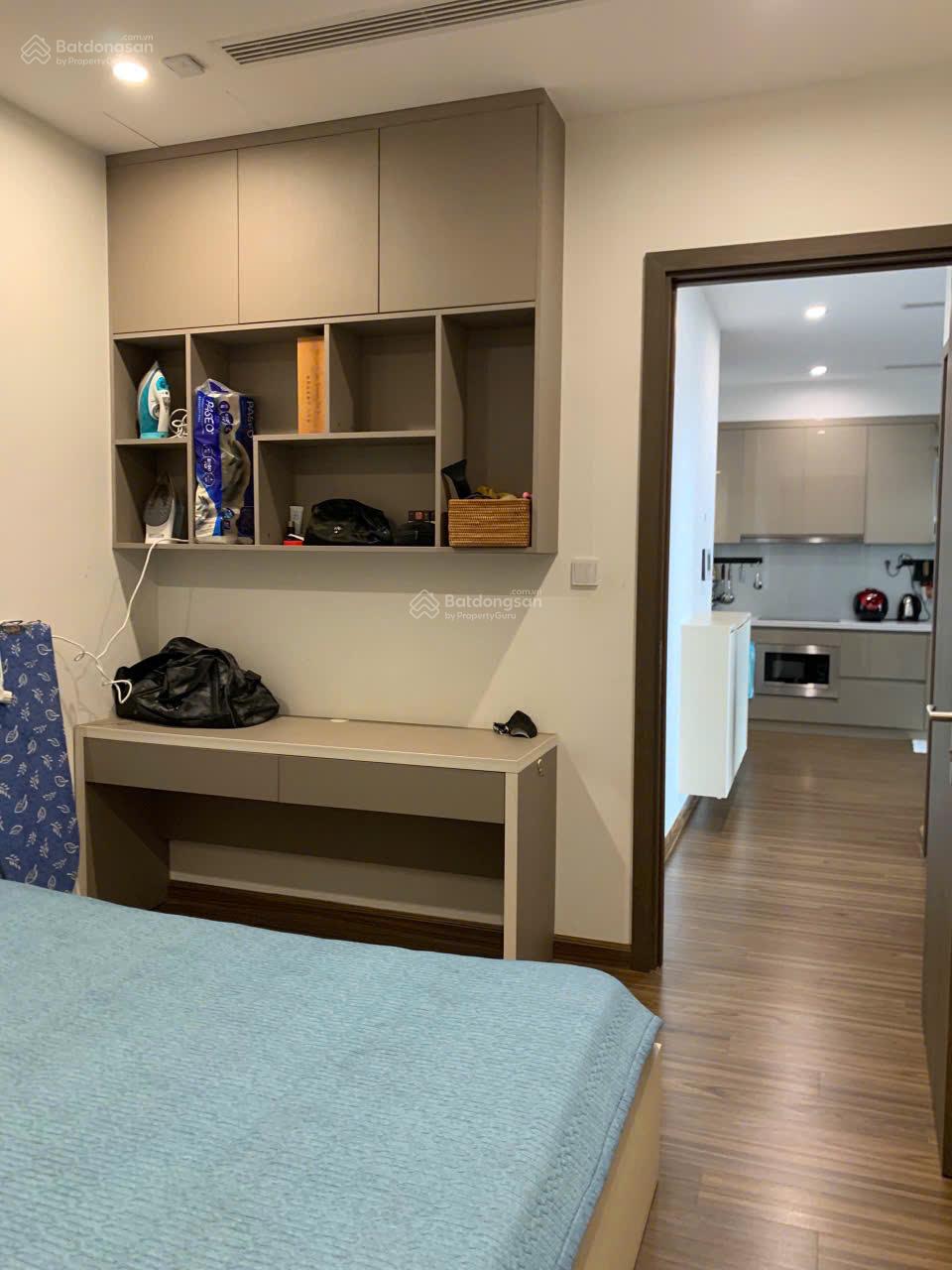 Chính chủ cho thuê chung cư Central Field 219 Trung Kính, 2PN full đồ, giá 15.5 triệu/th