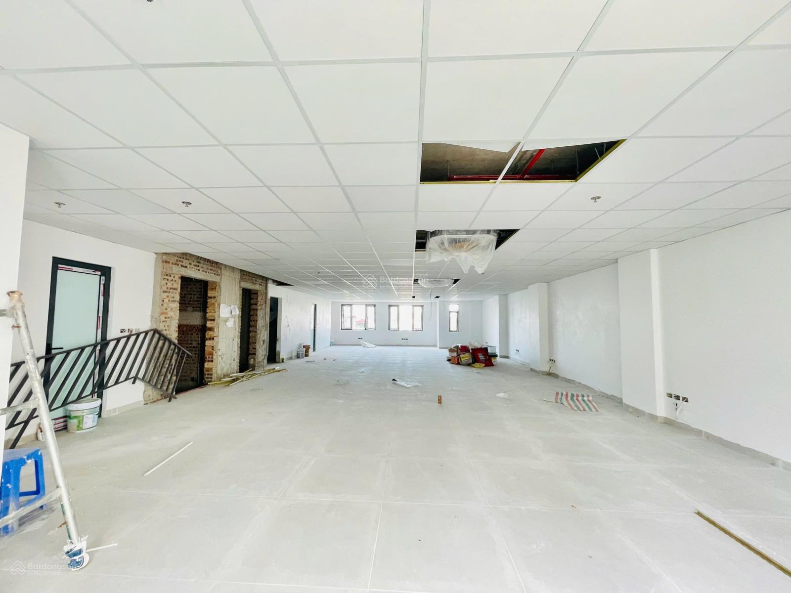 - Chính chủ cho thuê Văn phòng tại tòa nhà văn phòng 9 tầng, 2 tầng hầm Số 135 Ô chợ dừa - Chính chủ cho thuê Văn phòng tại tòa nhà văn phòng 9 tầng, 2 tầng hầm Số 135 Ô chợ dừa