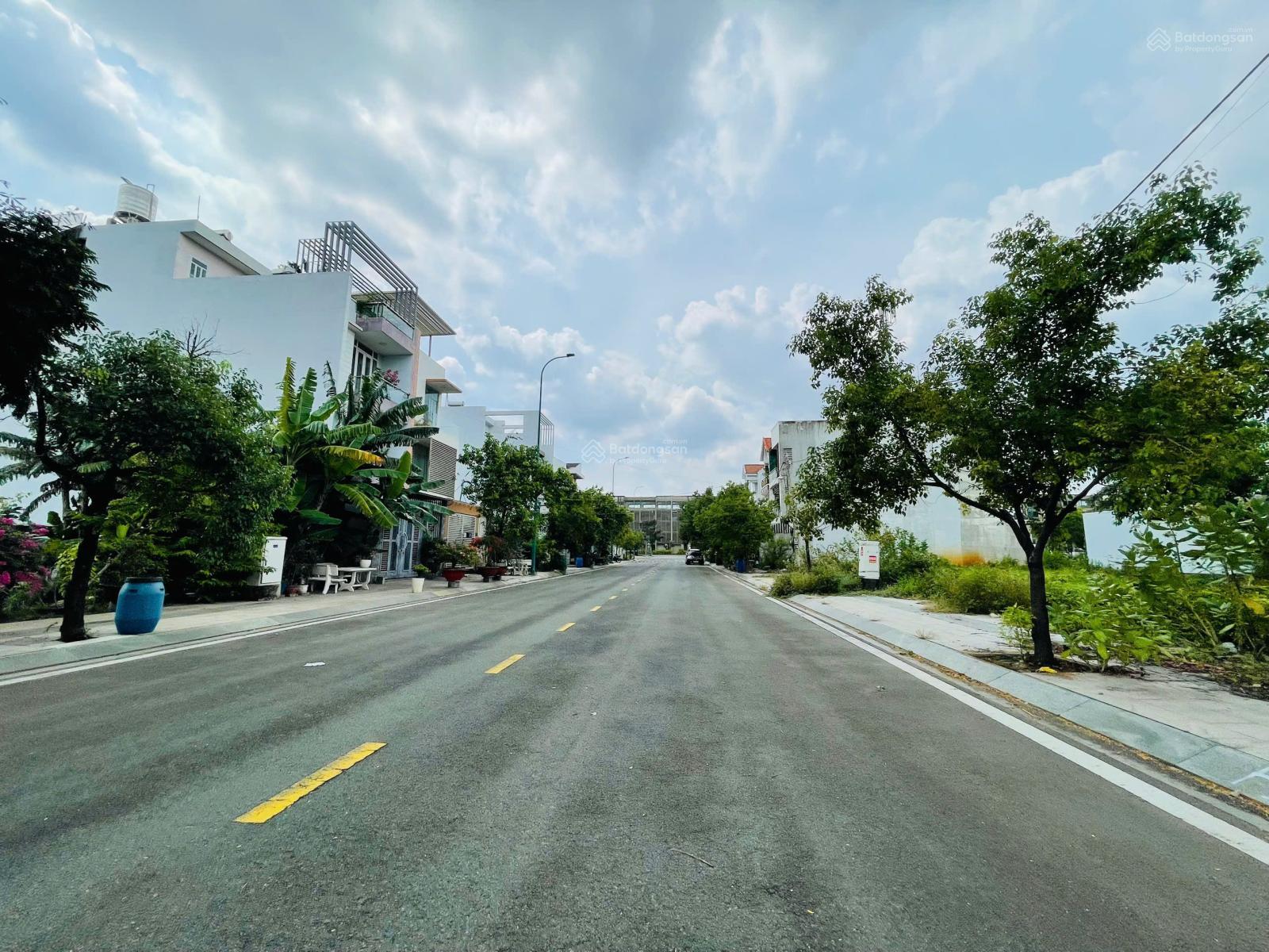 Tổng hợp các nền đang bán tại dự án Đông Hưng - Nam Rạch Chiếc liền kề khu Global City Tổng hợp các nền đang bán tại dự án Đông Hưng - Nam Rạch Chiếc liền kề khu Global City