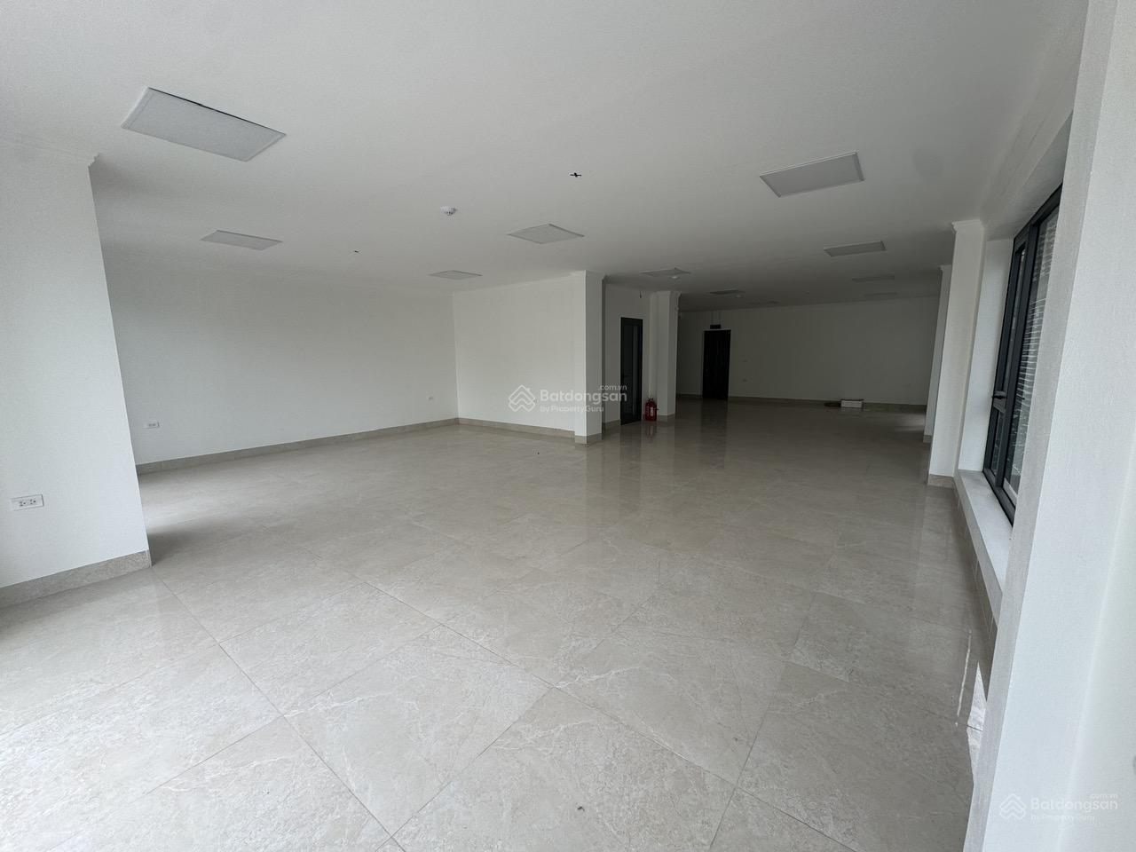 Cho thuê biệt thự mặt đường chính dự án Tổng cục 5 Tân Triều