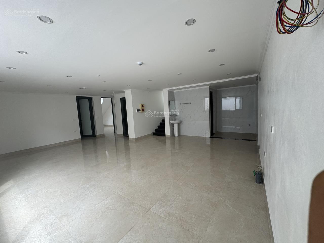 Cho thuê biệt thự mặt đường chính dự án Tổng cục 5 Tân Triều