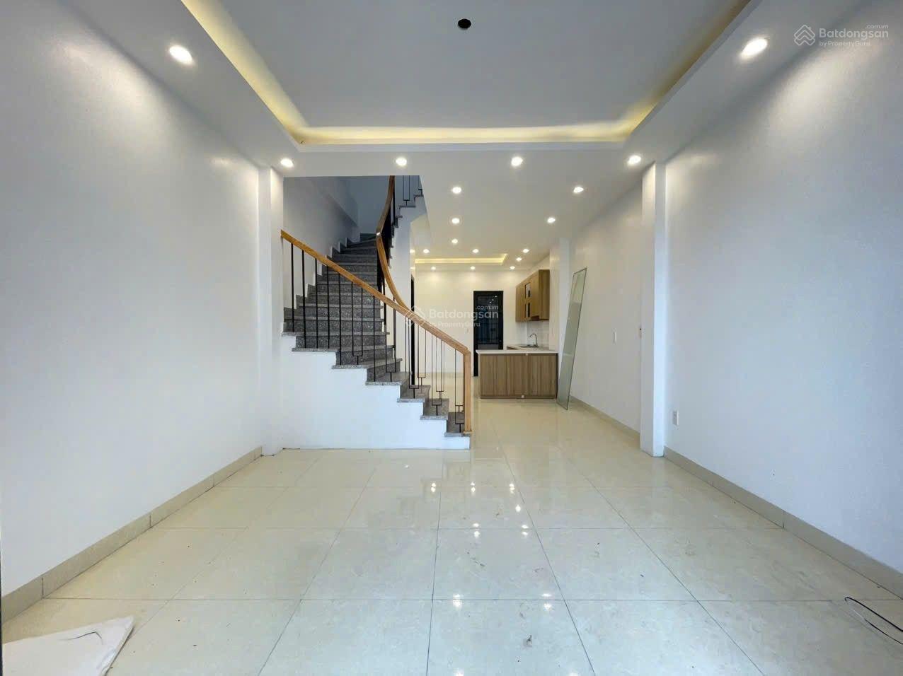 Nhà An Dương, Hải Phòng chỉ 1,9x tỷ xe 7 chỗ để cả ngày