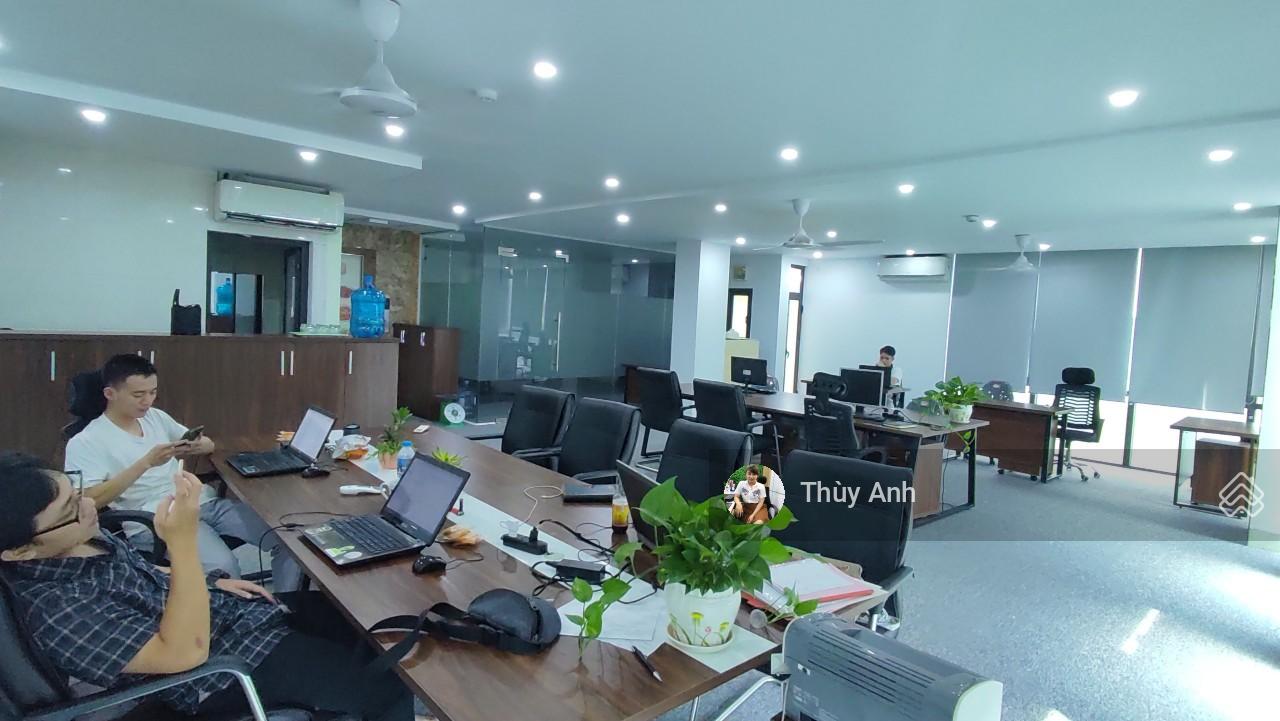 Cực rẻ! Sàn VP tại Nguyễn Ngọc Vũ, Thanh Xuân, DT: 70m2, giá rẻ, LH 0963 889 ***