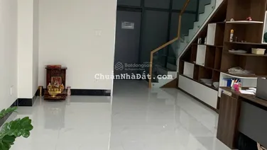 Cho thuê 1 trệt 1 lầu, văn phòng, ngang 5m, mặt tiền đường 14m, thuận tiện mở văn phòng cty