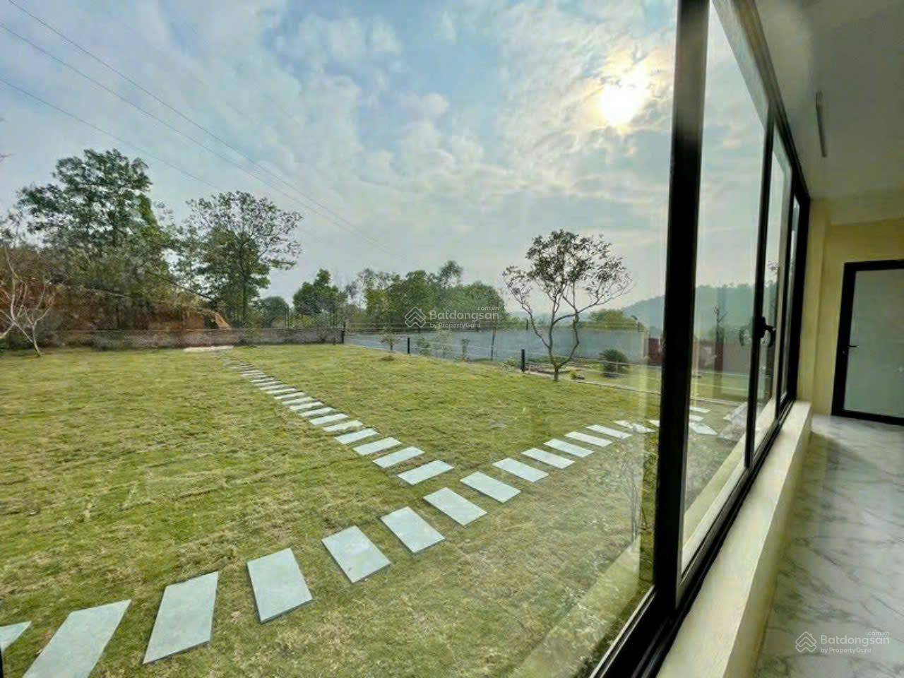 Chính chủ cần bán khu nghỉ dưỡng mặt hồ Đồng Đò- xã Minh Trí- Sóc Sơn- Hà Nội 1001m2, MT14.7m Chính chủ cần bán khu nghỉ dưỡng mặt hồ Đồng Đò- xã Minh Trí- Sóc Sơn- Hà Nội 1001m2, MT14.7m