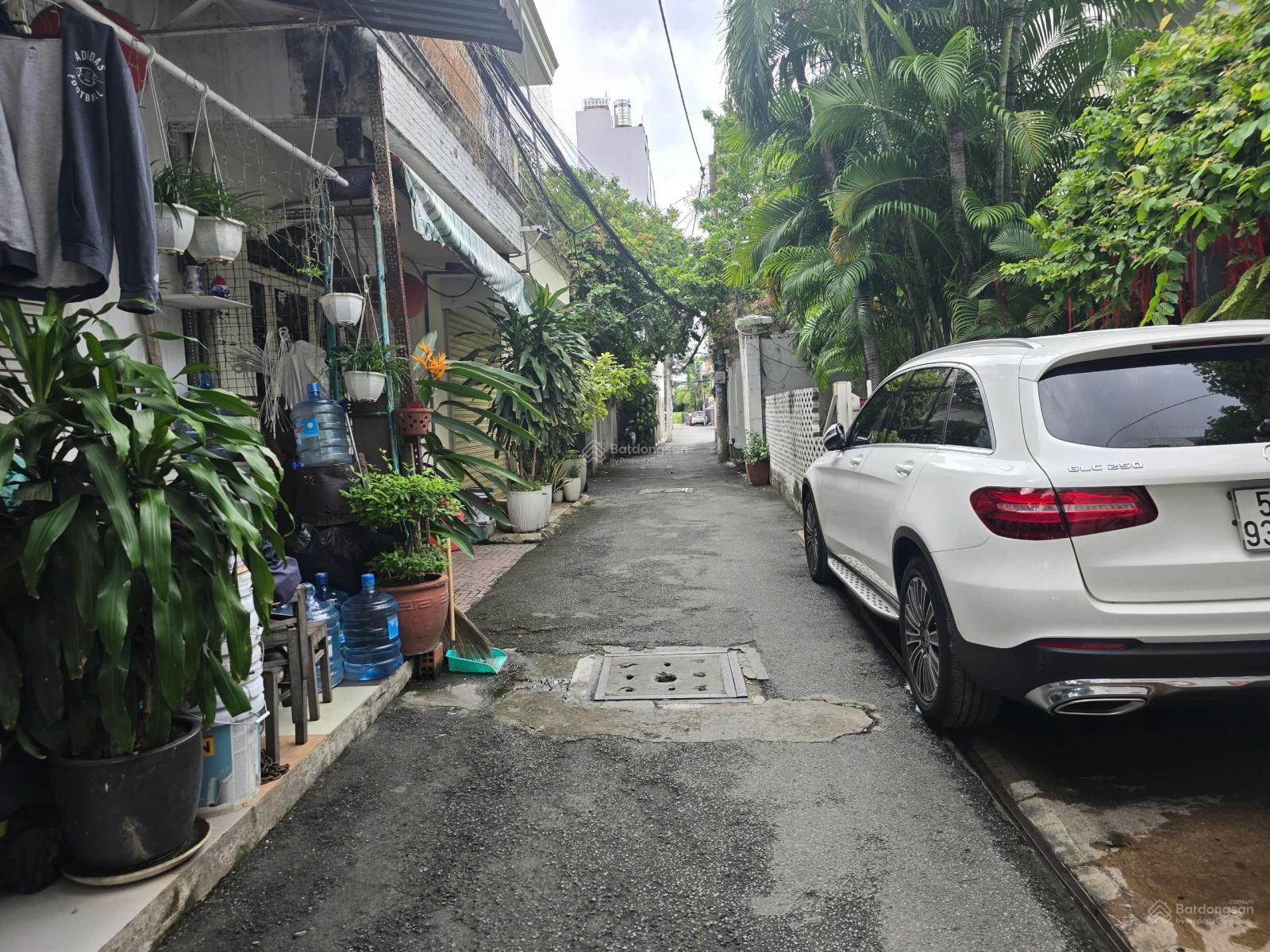 Biệt thự Thảo Điền Q.2 chưa đến 100tr/m2 - Trệt lầu - CTXD: 4 tầng - 400m2 - 39 tỷ