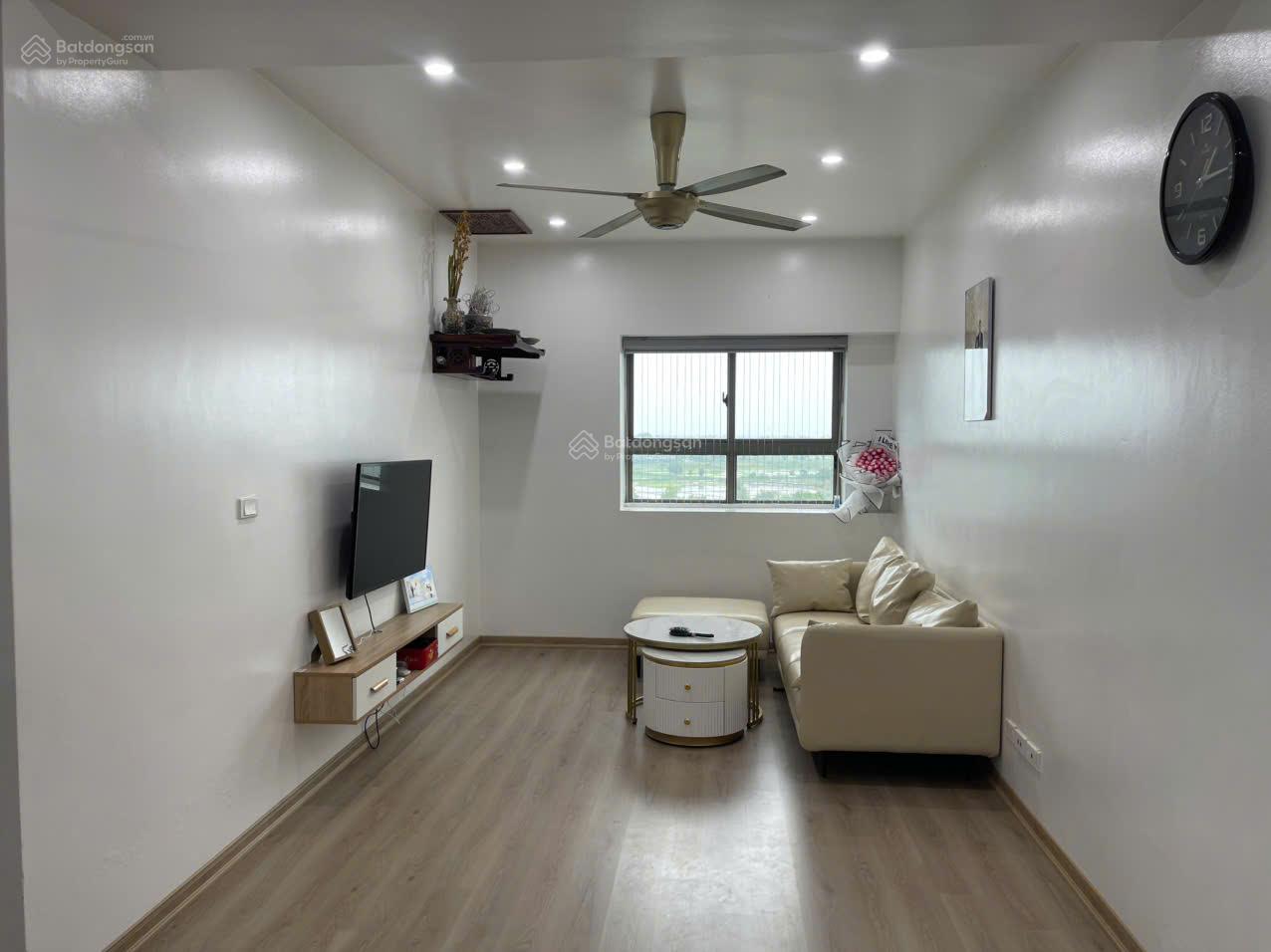 Bán căn hộ 2PN 1WC tại B11D Nam Trung Yên, 4 tỷ VND, 65m2, cam kết nhà thật-giá thật! Không báo ảo