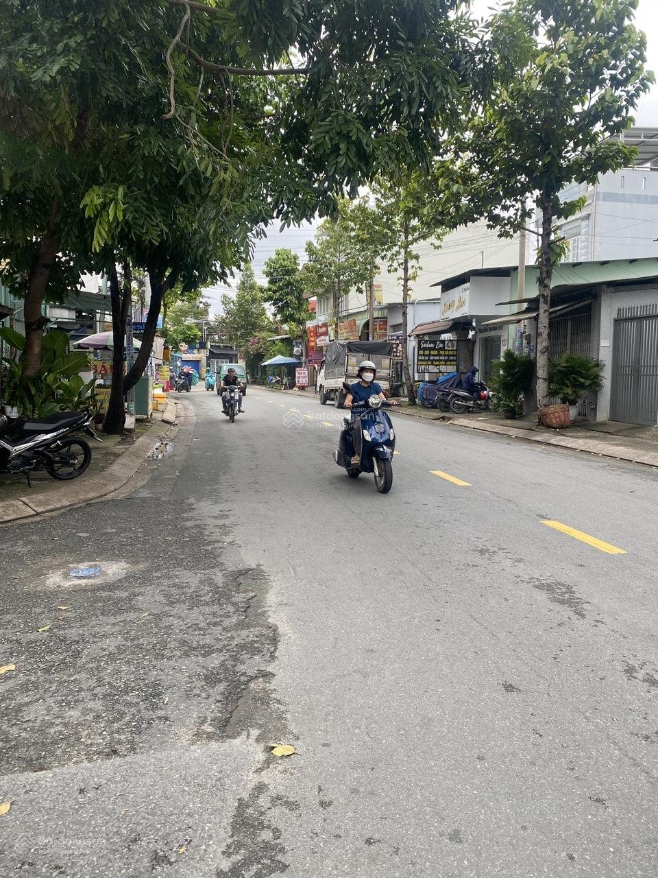 Nhà DT: 4,1mx32m mặt tiền nhánh Nguyễn Ảnh Thủ, cho thuê 14tr/tháng. Giá 6.2 tỷ