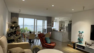 ( Ban Cơ Yếu Chính Phủ ). Chủ nhà gửi bán căn góc 3PN. 2WC. 123m2. Giá: 11tỷ. Tầng 16. Có slot ô tô