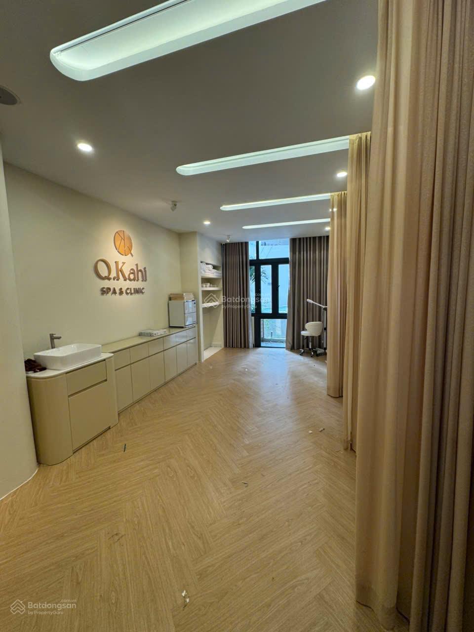 Bán nhà riêng đường 3 Tháng 2, P11, Q10 DT: 3,65x13m - CN: 45.6m2 - lửng 2 lầu mới Giá 14 tỷ TL