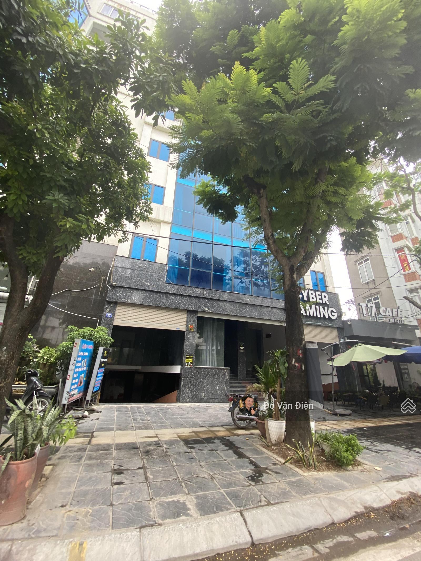 Cho thuê nhà phố Khúc Thừa Dụ, 150m2, MT 8.6m, 37 triệu, mọi mô hình kinh doanh