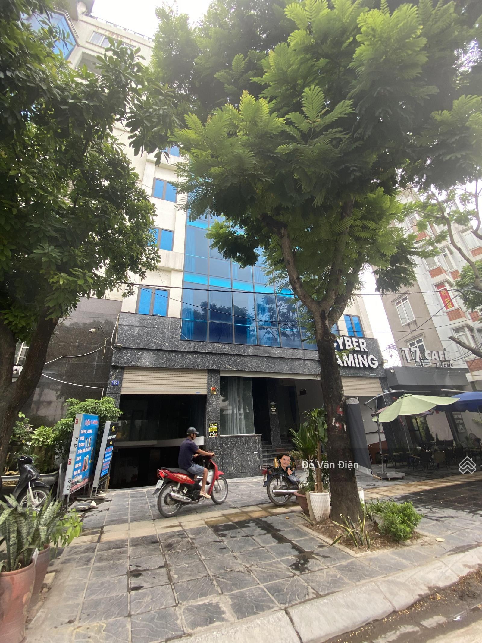 Cho thuê nhà phố Khúc Thừa Dụ, 150m2, MT 8.6m, 37 triệu, mọi mô hình kinh doanh