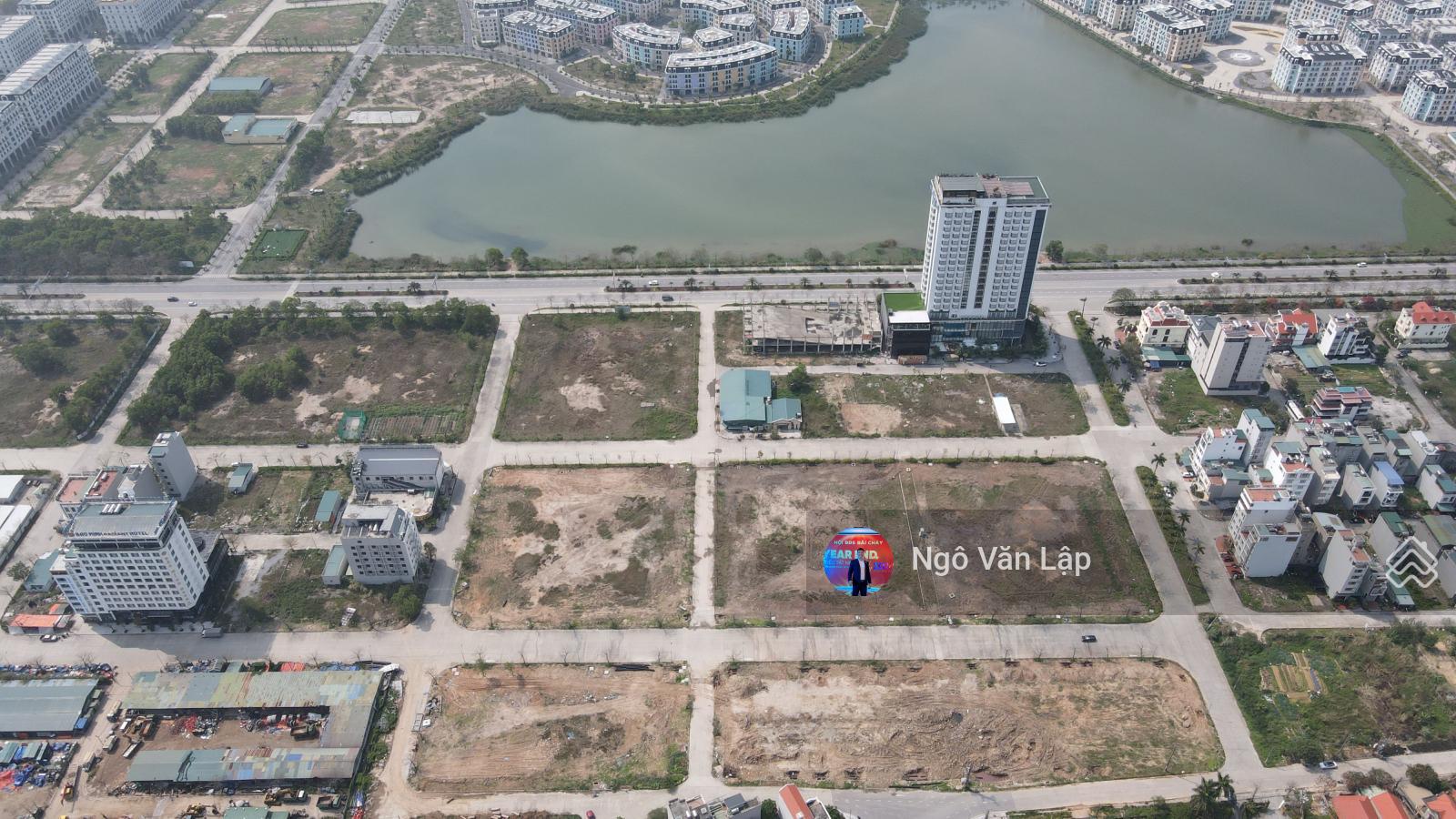 Cần bán 98,5m2 đất sẵn sổ cạnh vựa hải sản Hạ Long giá 87tr/m2