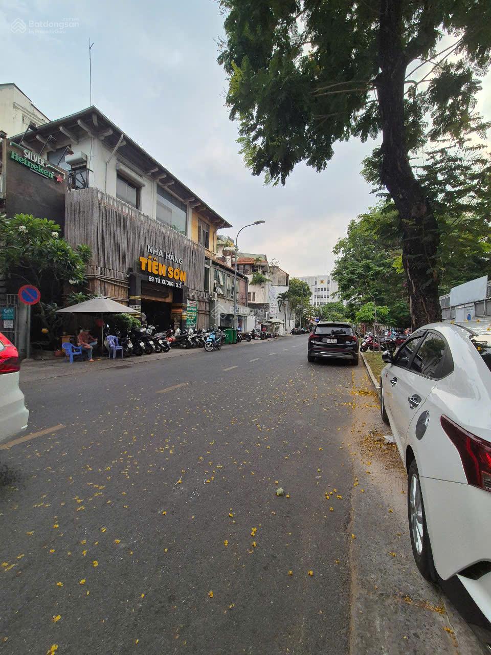 Biệt thự cổ - Sài Gòn thập niên 60, 3 tầng mặt tiền Tú Xương, giá 200 tỷ Biệt thự cổ - Sài Gòn thập niên 60, 3 tầng mặt tiền Tú Xương, giá 200 tỷ