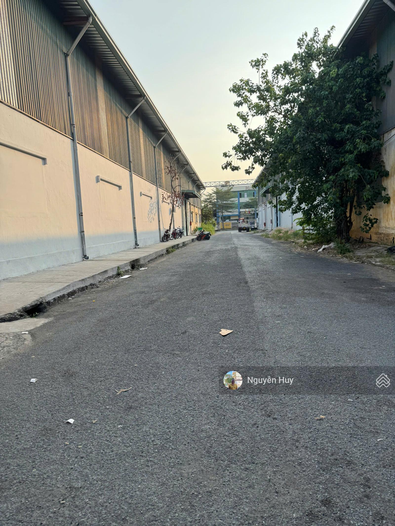 Cho thuê kho, nhà xưởng tại KCN Tân Tạo, 115 nghìn / m2, DT 600m2 LH 0909 913 ***