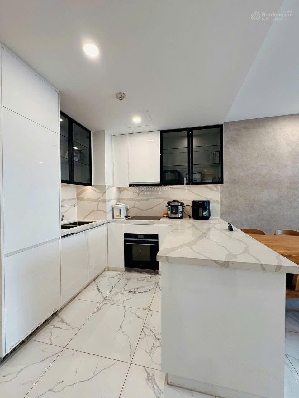 Cần bán 2PN 2WC 93m2, có sân vườn 93 m2, giá 25 tỷ all in - Đã có sổ