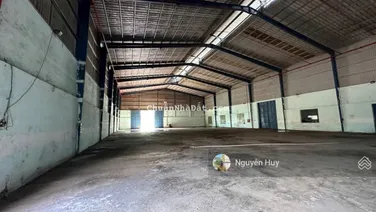 Cho thuê kho xưởng 3000m2, VP 2300m2 tại xã Hướng Thọ Phú, Tân An, Long An, giá ưu đãi 45 nghìn/m2