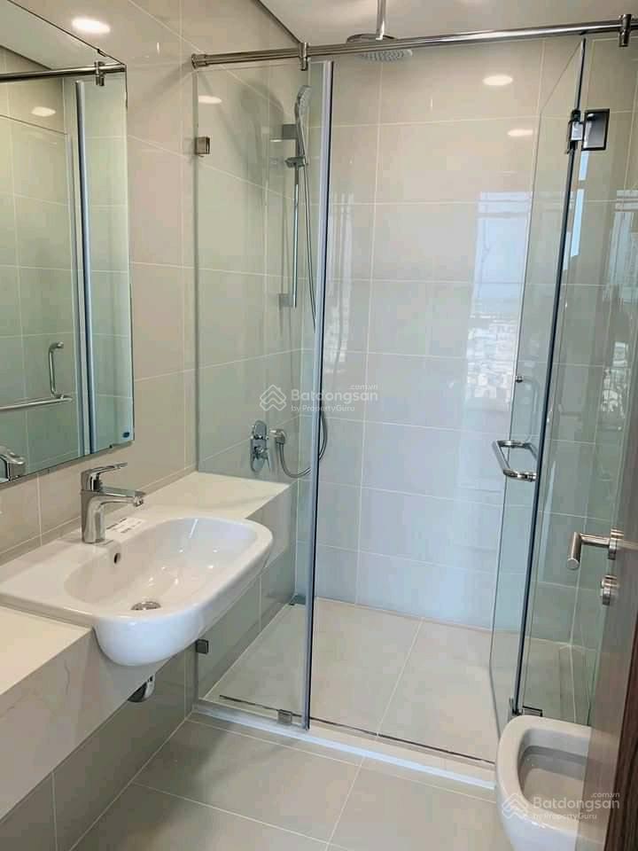 Chính chủ cần bán gấp căn hộ Eco Green Quận 7, loại 2PN - xem nhà: 0932 879 ***