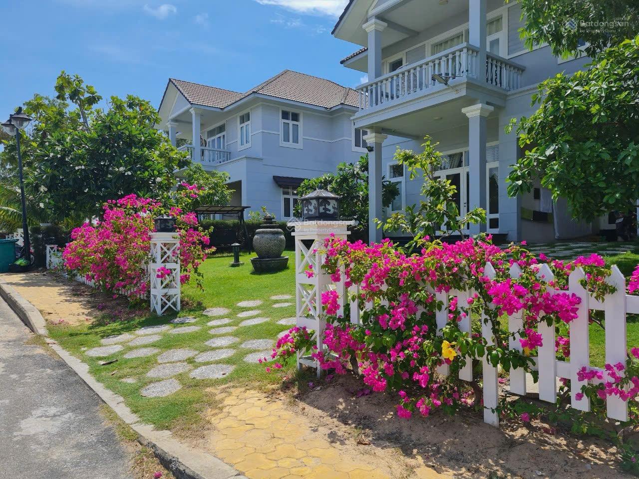 Bán biệt thự Sea Links Mũi Né view biển dãy S view biển gần hotel sân golf