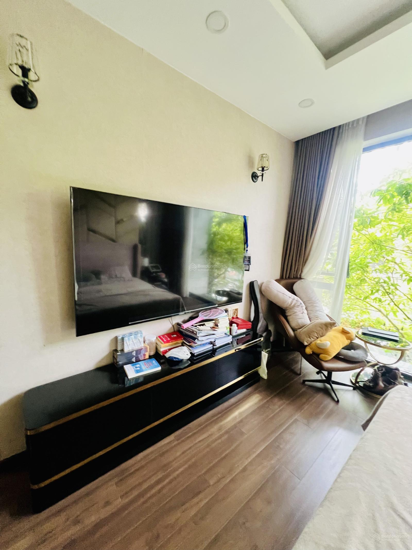 Biệt thự VIP khu biệt thự Ngọc Đức đường Nguyễn Hữu Dật, P.Tây Thạnh 10x18m 3,5 tấm Biệt thự VIP khu biệt thự Ngọc Đức đường Nguyễn Hữu Dật, P.Tây Thạnh 10x18m 3,5 tấm