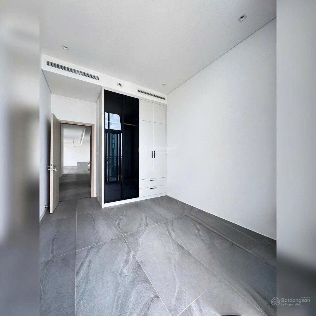 Nhà em không ở bán căn Estella Heights Penthouse 4PN DT: 222m2 sổ sẵn giá 25 tỷ LH: 0985 807 *** Vy